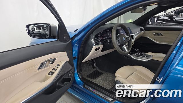 BMW 3-Series 2021 — photo 13