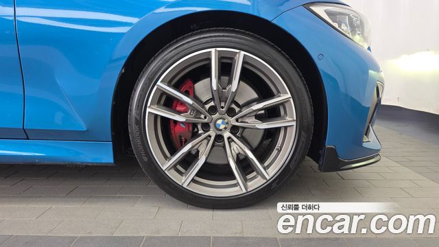 BMW 3-Series 2021 — photo 7