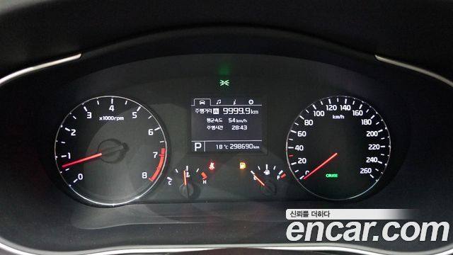 Kia K7 2016 — photo 11