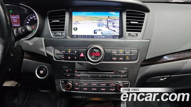 Kia K7 2016 — photo 18