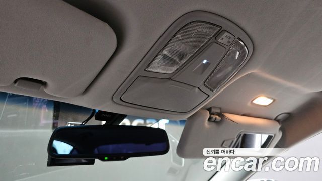 Kia K7 2016 — photo 26