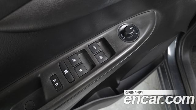 Chevrolet Korea Spark 2019 — photo 14