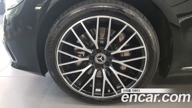 Mercedes-Benz S-Class 2022 — photo 5