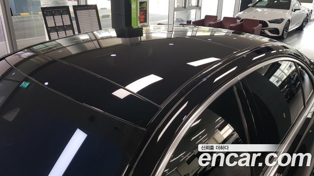 Mercedes-Benz S-Class 2022 — photo 12