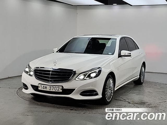 Mercedes-Benz E-Class 2014 — photo 1