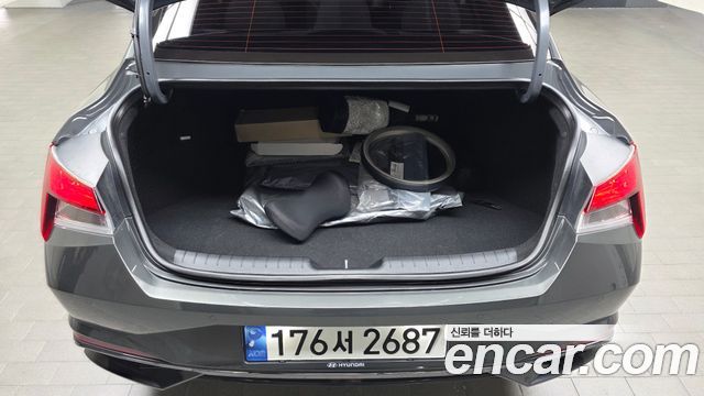 Hyundai AVANTE 2023 — photo 24