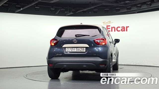 Renault Korea QM3 2016 — photo 4