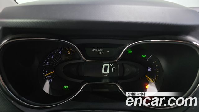 Renault Korea QM3 2016 — photo 8