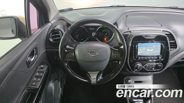Renault Korea QM3 2016 — photo 13