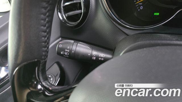 Renault Korea QM3 2016 — photo 16