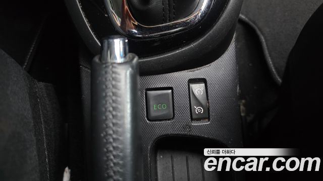Renault Korea QM3 2016 — photo 18