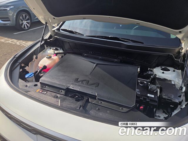 Kia Niro 2023 — photo 6