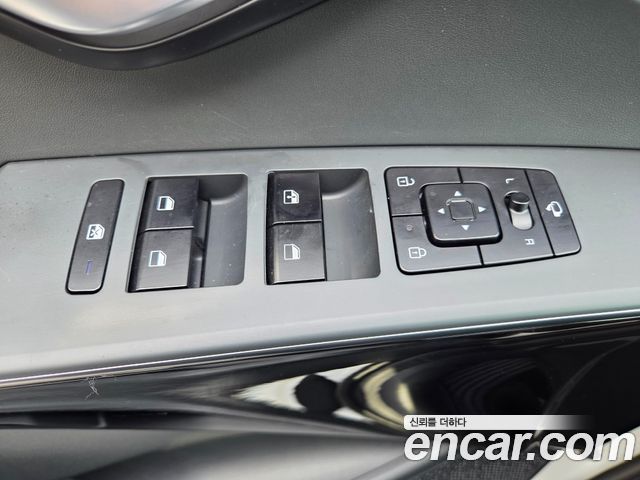 Kia Niro 2023 — photo 11