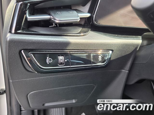 Kia Niro 2023 — photo 12