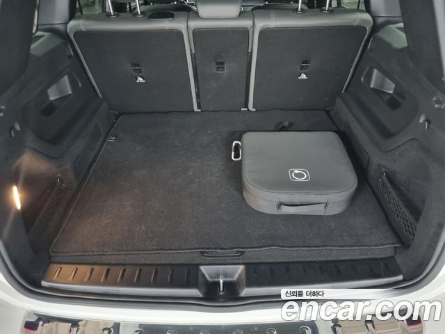 Mercedes-Benz EQB 2024 — photo 13