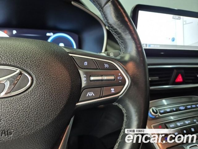 Hyundai Santafe 2022 — photo 15