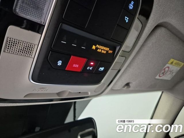 Hyundai Santafe 2022 — photo 16