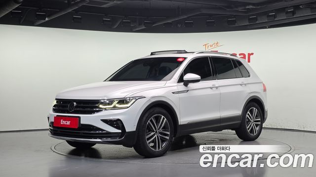 Volkswagen Tiguan 2023 — photo 1