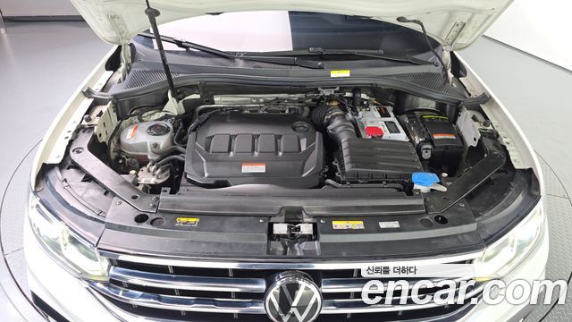 Volkswagen Tiguan 2023 — photo 6