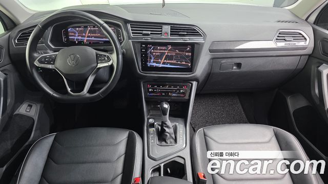 Volkswagen Tiguan 2023 — photo 7