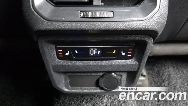 Volkswagen Tiguan 2023 — photo 19