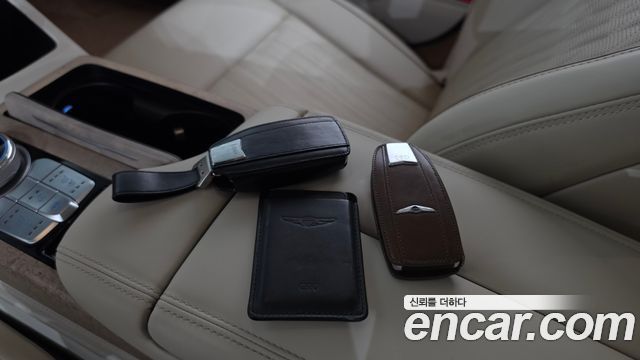 Genesis G90 2020 — photo 21