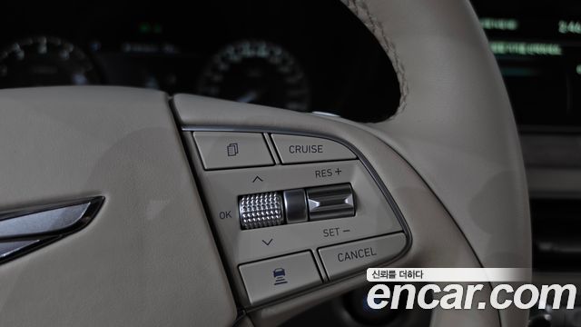 Genesis G90 2020 — photo 22