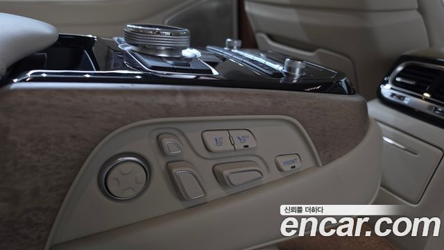 Genesis G90 2020 — photo 34