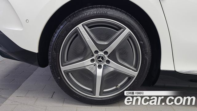 Mercedes-Benz EQE 2023 — photo 5