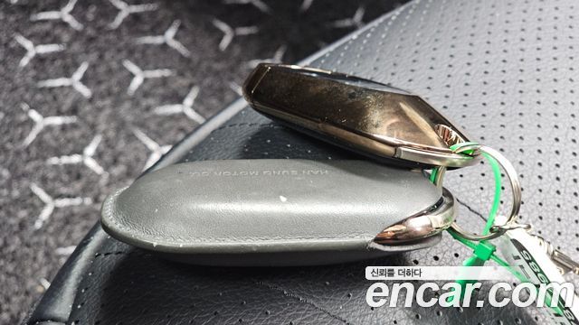 Mercedes-Benz EQE 2023 — photo 27
