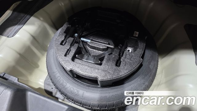 Kia K7 2013 — photo 17