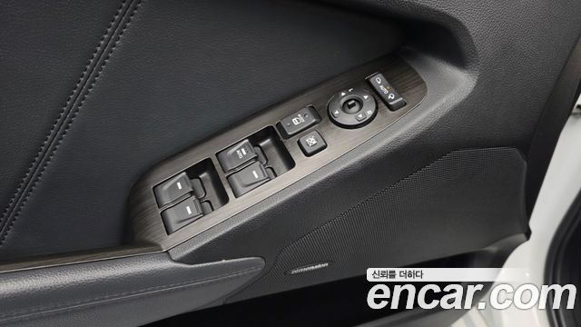 Kia K7 2013 — photo 20