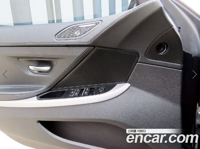 BMW 6-Series 2016 — photo 12