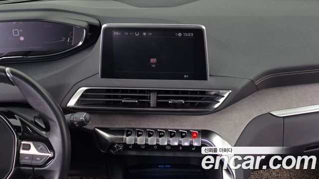 Peugeot 3008 2022 — photo 18