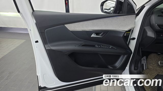 Peugeot 3008 2022 — photo 14