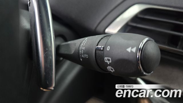 Peugeot 3008 2022 — photo 29