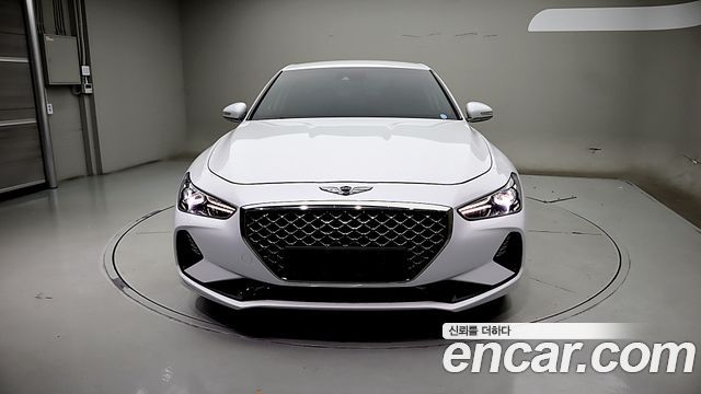 Genesis G70 2019 — photo 2