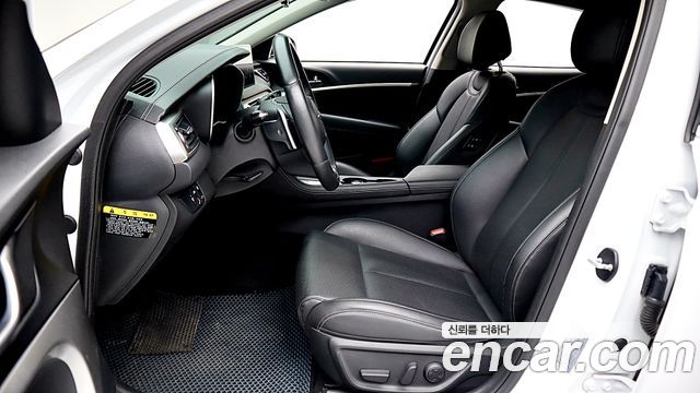 Genesis G70 2019 — photo 7