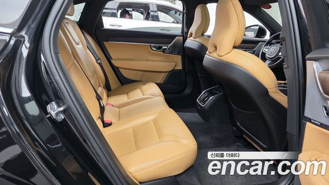 Volvo S90 2021 — photo 17