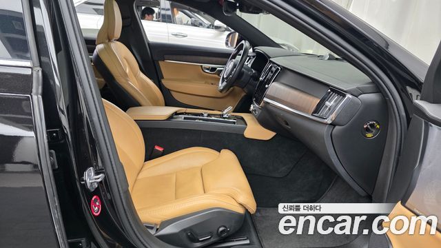 Volvo S90 2021 — photo 16