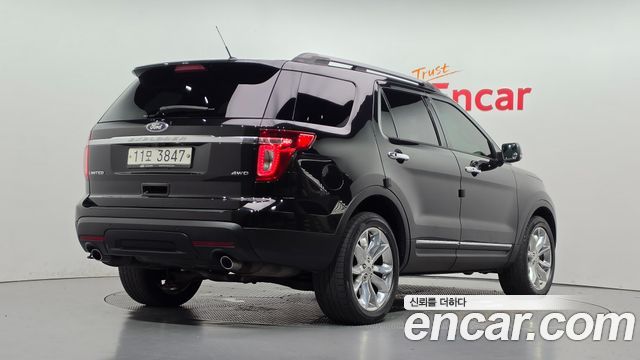 Ford Explorer 2015 — photo 2