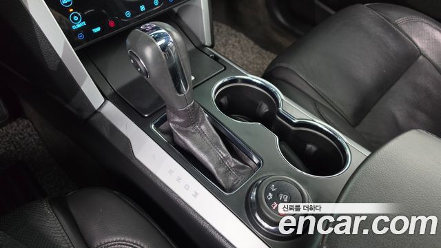 Ford Explorer 2015 — photo 9