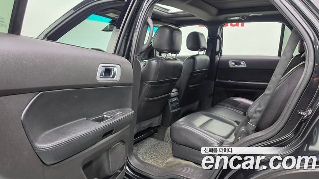 Ford Explorer 2015 — photo 18