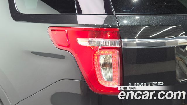 Ford Explorer 2015 — photo 20