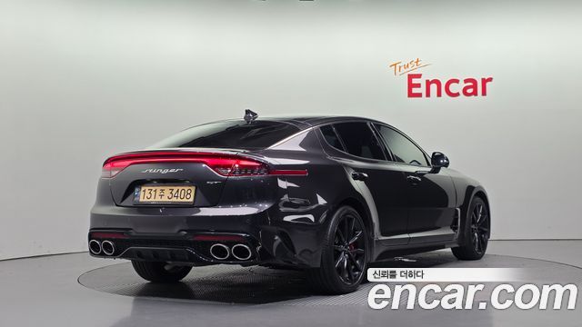 Kia Stinger 2022 — photo 2