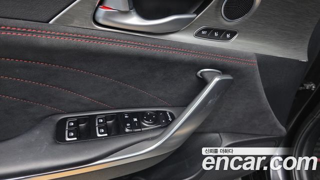 Kia Stinger 2022 — photo 17