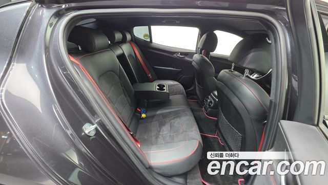 Kia Stinger 2022 — photo 24