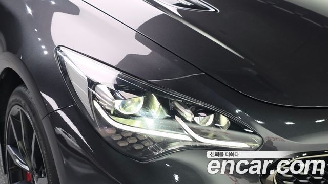 Kia Stinger 2022 — photo 8