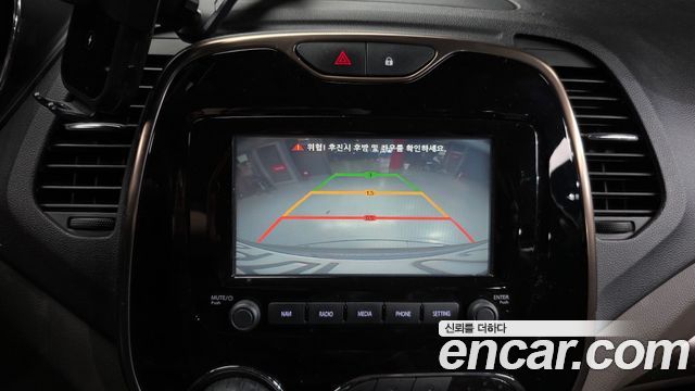 Renault Korea QM3 2016 — photo 15