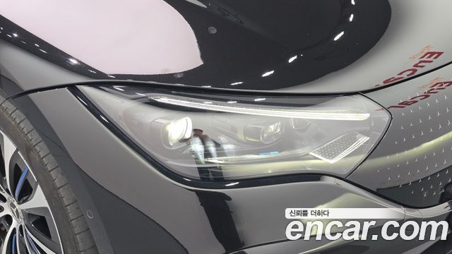 Mercedes-Benz EQE 2022 — photo 8